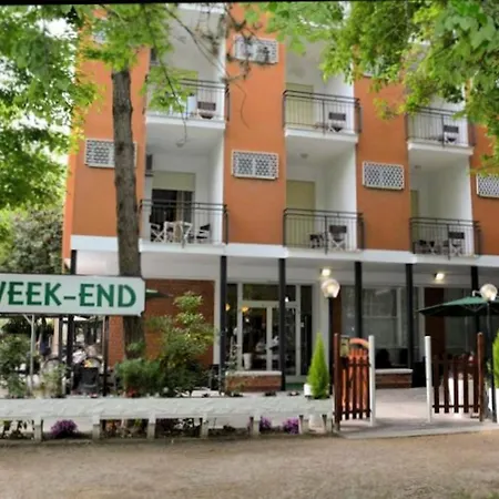 Отель Week-end